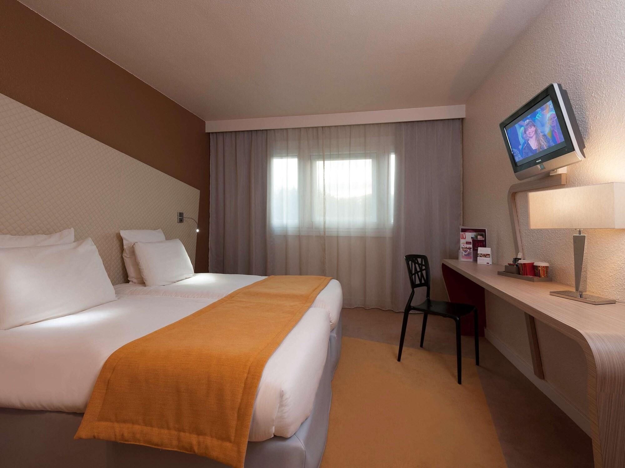 Mercure Paris Le Bourget Aeroport Ле-Блан-Мениль Экстерьер фото