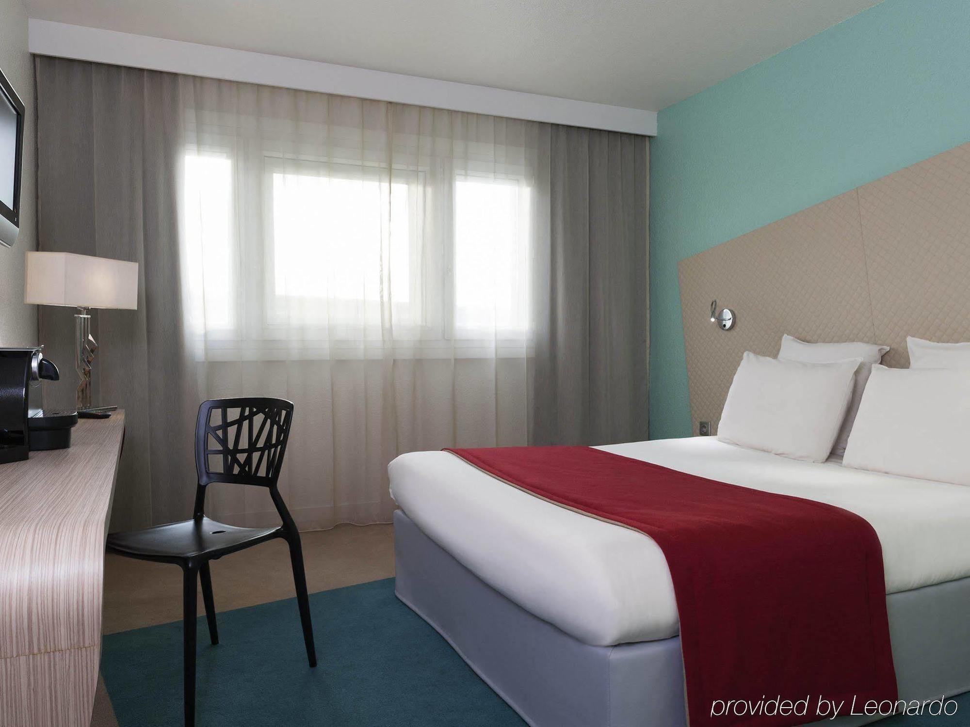 Mercure Paris Le Bourget Aeroport Ле-Блан-Мениль Экстерьер фото