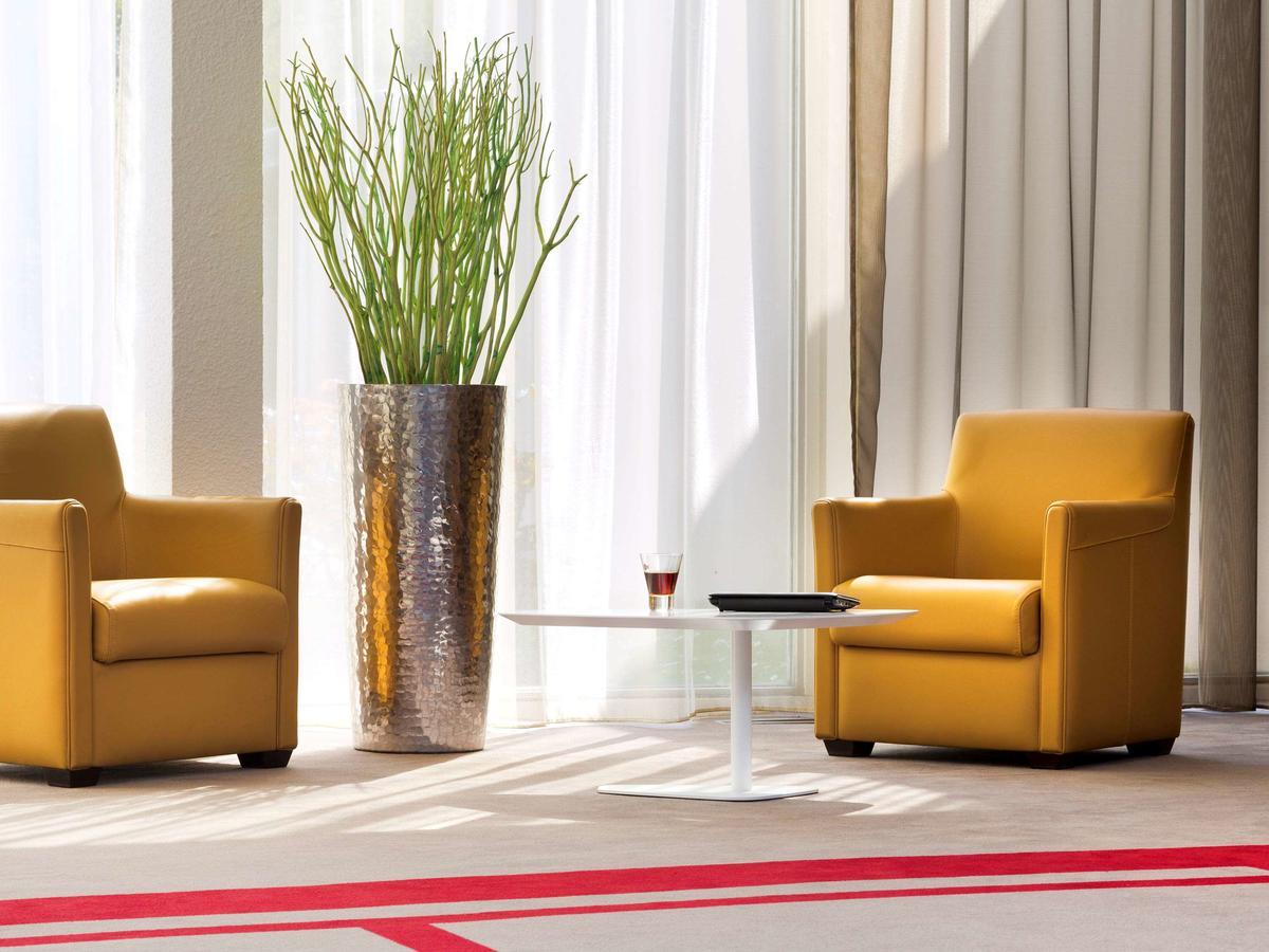 Mercure Paris Le Bourget Aeroport Ле-Блан-Мениль Экстерьер фото