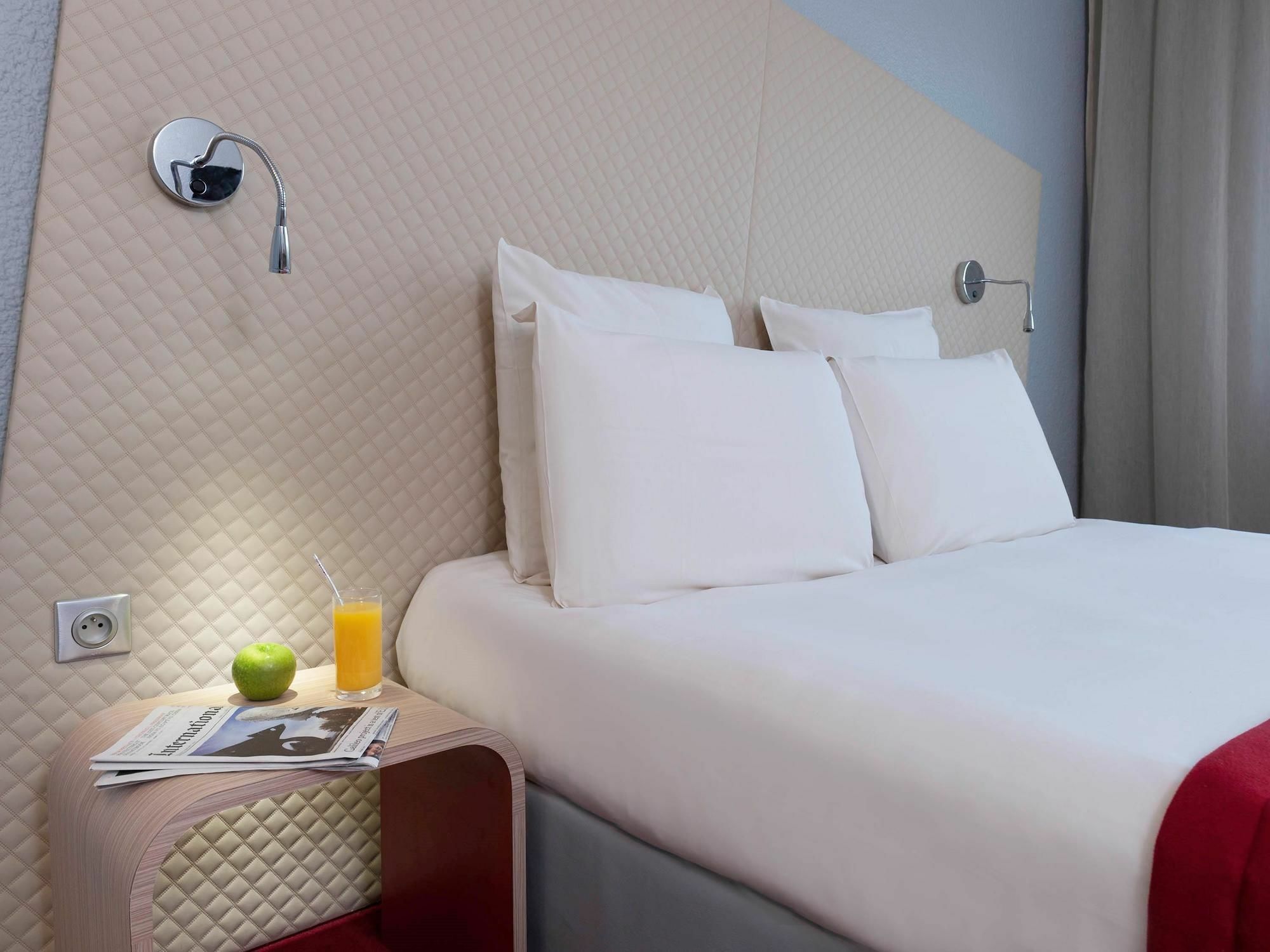 Mercure Paris Le Bourget Aeroport Ле-Блан-Мениль Экстерьер фото